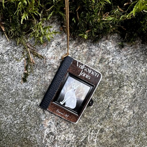 Valkoinen Jänis -korukirja